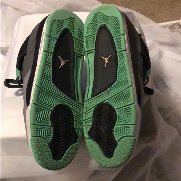 Sz 5 GS Green Glow Retro 4 Jordan - Picture 2 of 8